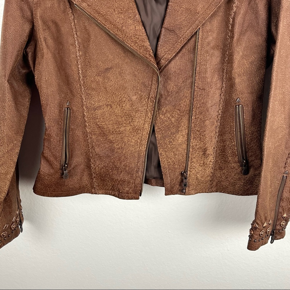 CRIPPLE CREEK Brown 100% Genuine Leather Studded Zip Pockets Jacket Size Medium - Picture 5 of 10